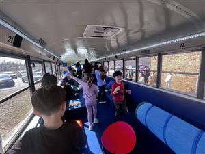 play bus